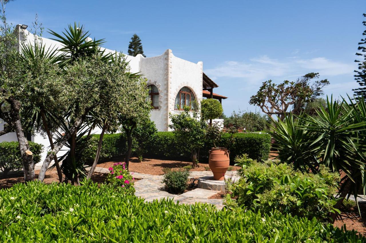 Beachfront Family Villa Katerina With Private Pool, Playground, Bbq & Amazing Sea Views! Petres  エクステリア 写真