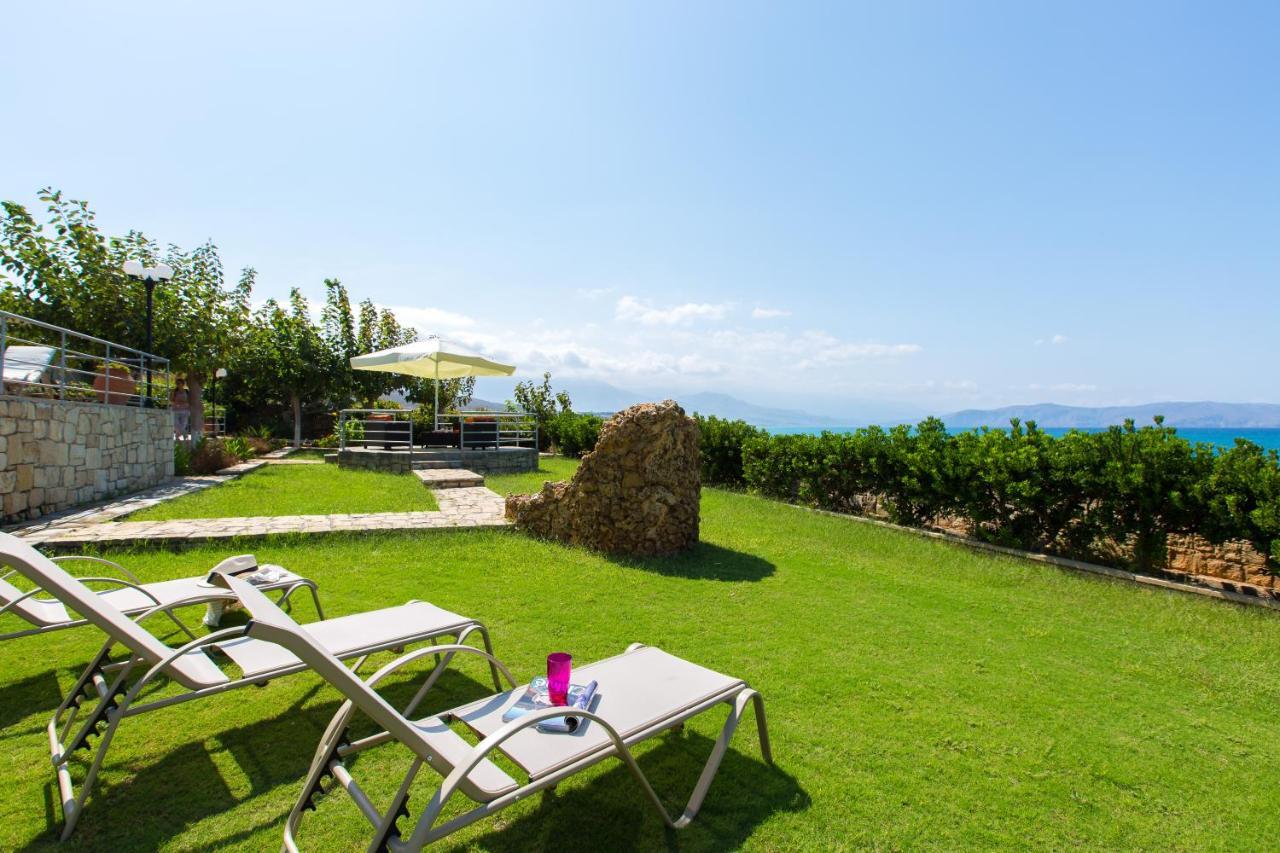 Beachfront Family Villa Katerina With Private Pool, Playground, Bbq & Amazing Sea Views! Petres  エクステリア 写真