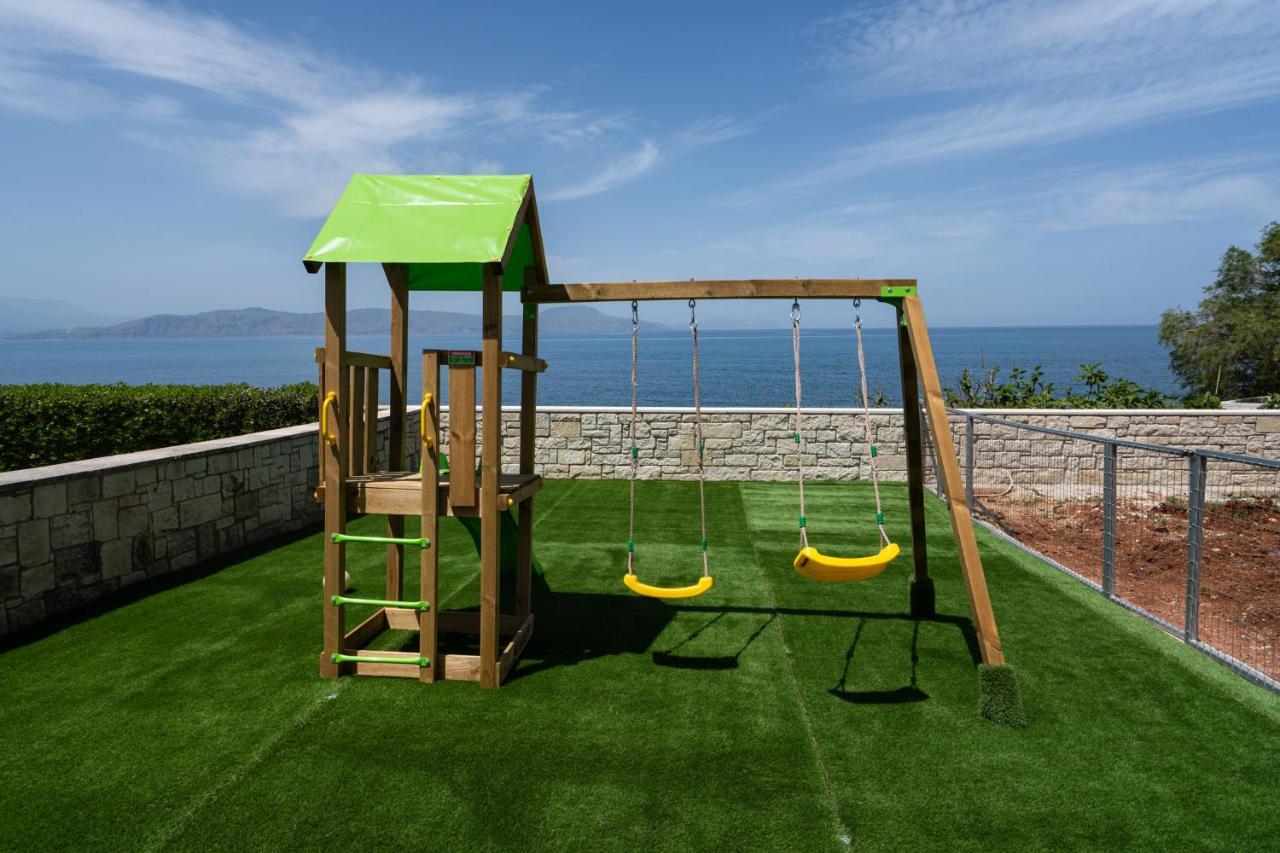 Beachfront Family Villa Katerina With Private Pool, Playground, Bbq & Amazing Sea Views! Petres  エクステリア 写真