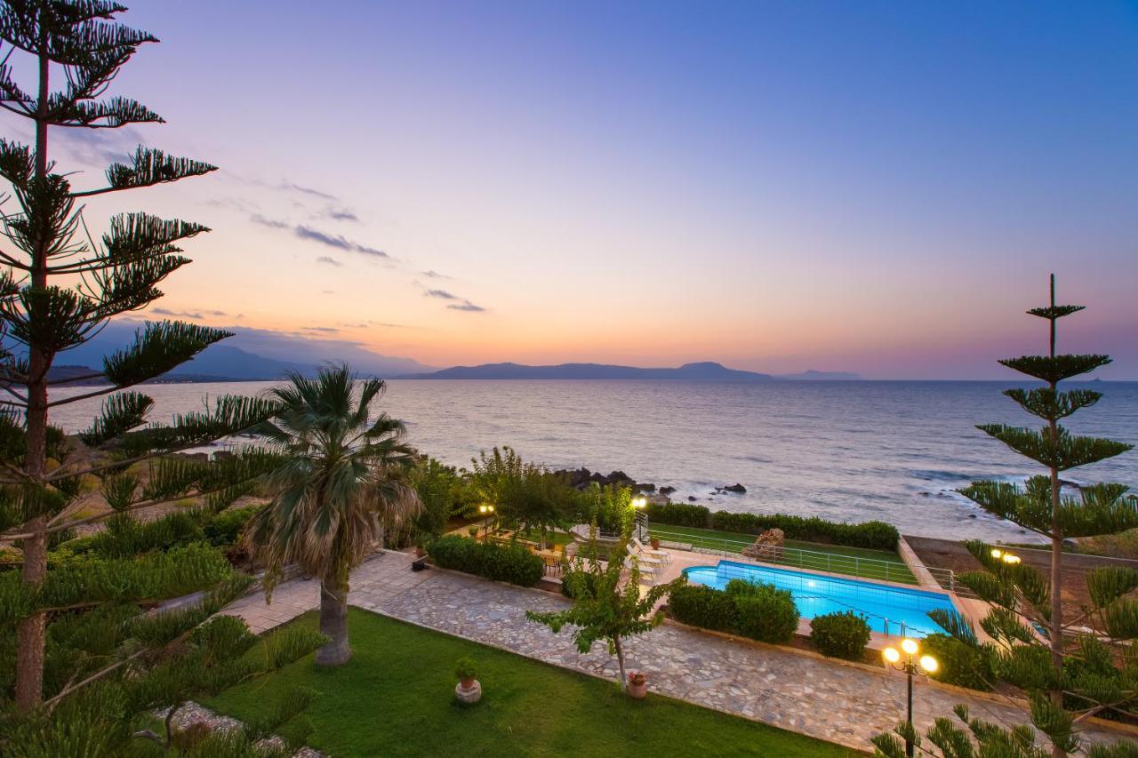 Beachfront Family Villa Katerina With Private Pool, Playground, Bbq & Amazing Sea Views! Petres  エクステリア 写真