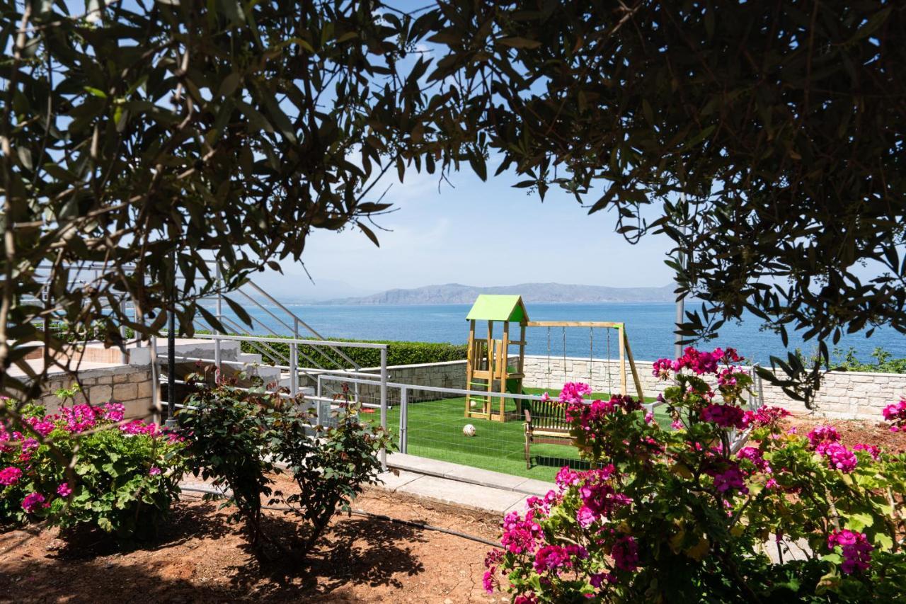 Beachfront Family Villa Katerina With Private Pool, Playground, Bbq & Amazing Sea Views! Petres  エクステリア 写真