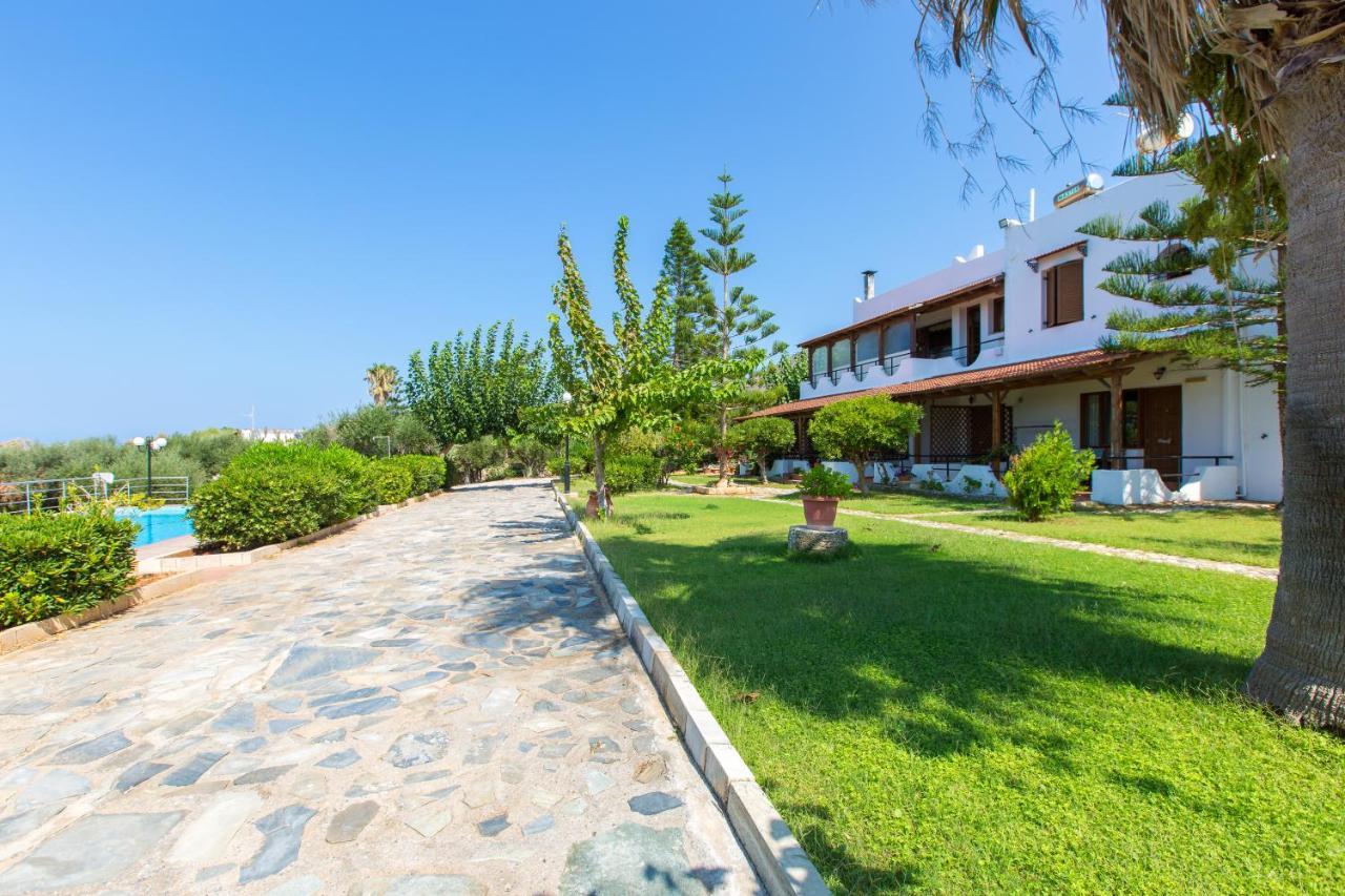 Beachfront Family Villa Katerina With Private Pool, Playground, Bbq & Amazing Sea Views! Petres  エクステリア 写真